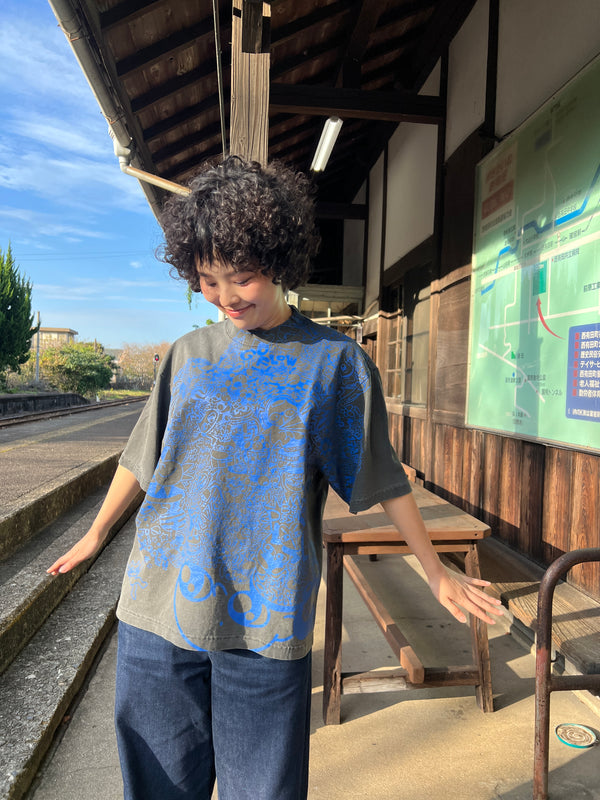 脳内お花畑アフロちゃん！Tシャツ【BLUE】